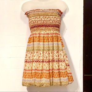 Twenty One by Forever 21. Floral strapless dress.